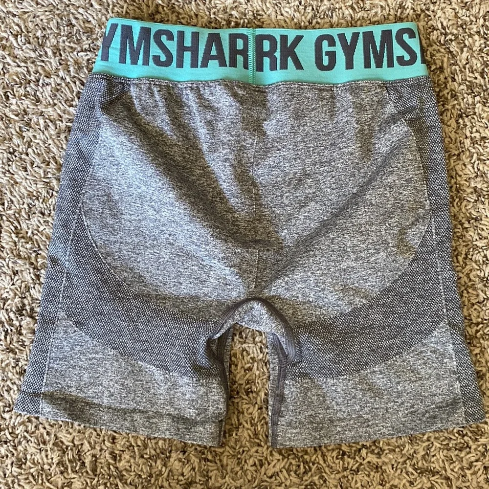 Gymshark Shorts - Picture 3 of 5